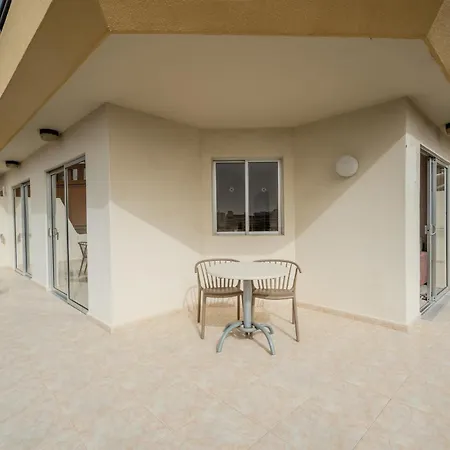 Obsidian Santa Maria Apartment *